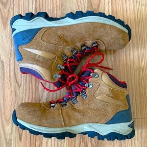 Bearpaw Hiking Boots